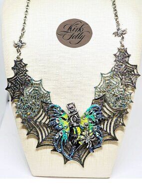 𝑲𝒊𝒓𝒌𝒔 𝑭𝒐𝒍𝒍𝒚 AVALON STEAMPUNK SPIDERELLA WEB LARGE NECKLACE HALLOWEEN